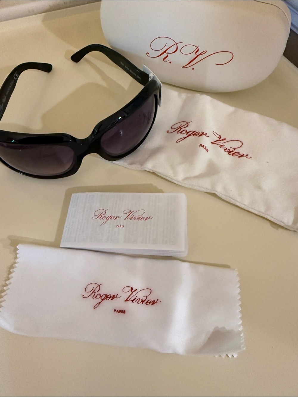 Roger Vivier Paris Oversized Black Sunglasses with Signature Buckle – Full Set